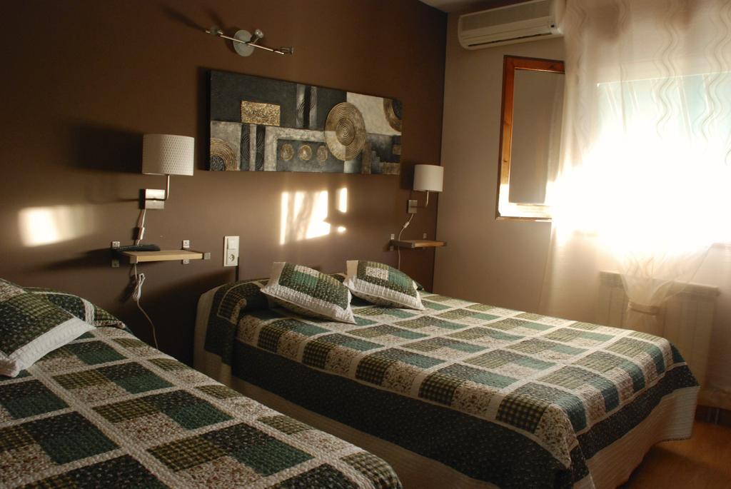 Hostal Delgado Benabarre Room photo